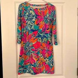 Lilly Pulitzer dress. 3/4 length sleeves.